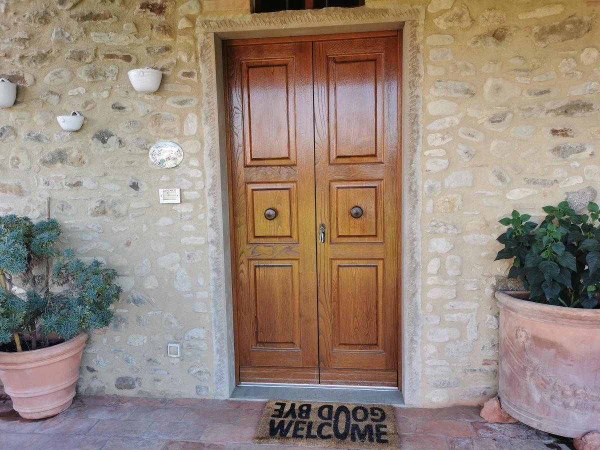 فيلا أريتسوفي Antico Borgo Frosini المظهر الخارجي الصورة