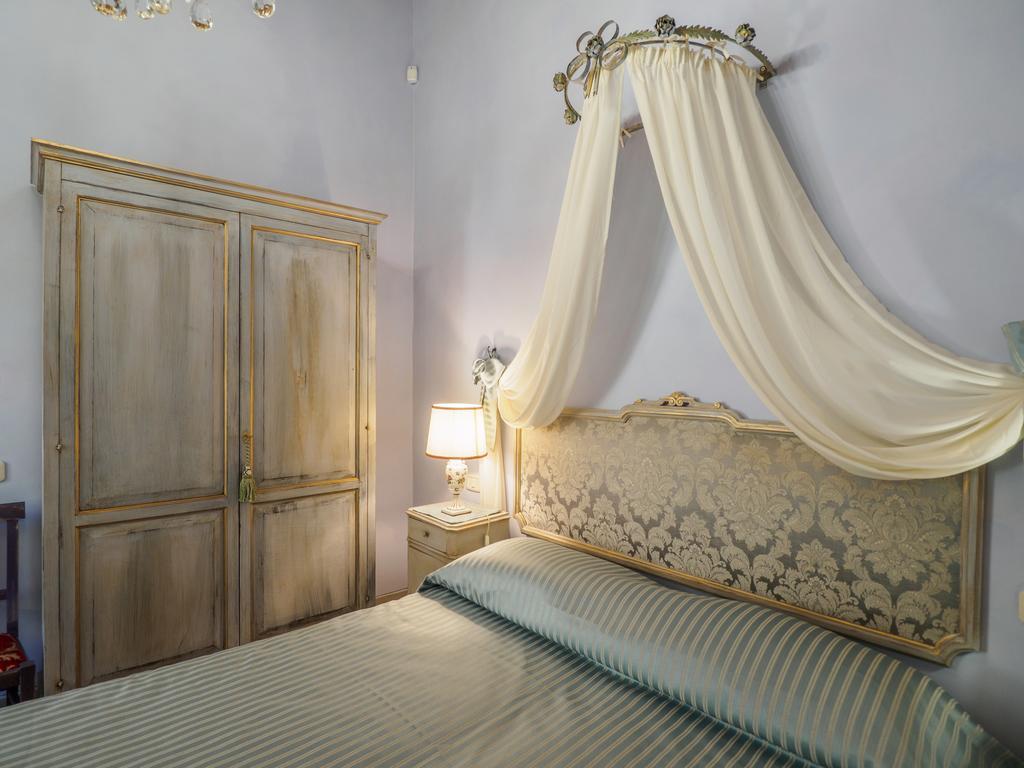 فيلا أريتسوفي Antico Borgo Frosini المظهر الخارجي الصورة